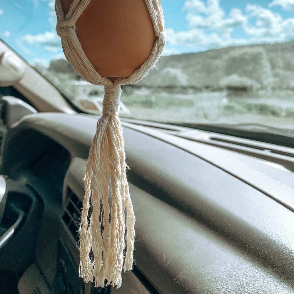 Handmade Mini Macrame Rearview Mirror Plant Hanger - Picture 4 of 8